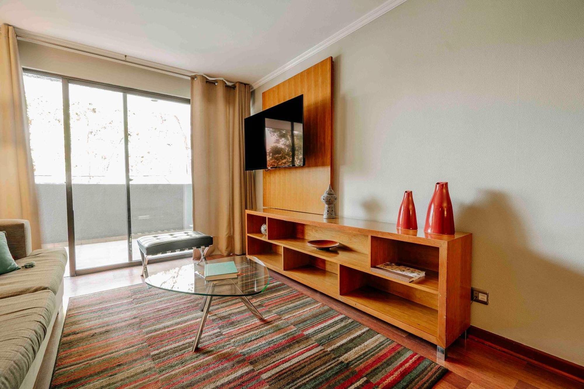 Time Stay - Essential Apartments, Santiago